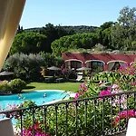 Hotel Mariposas 3*